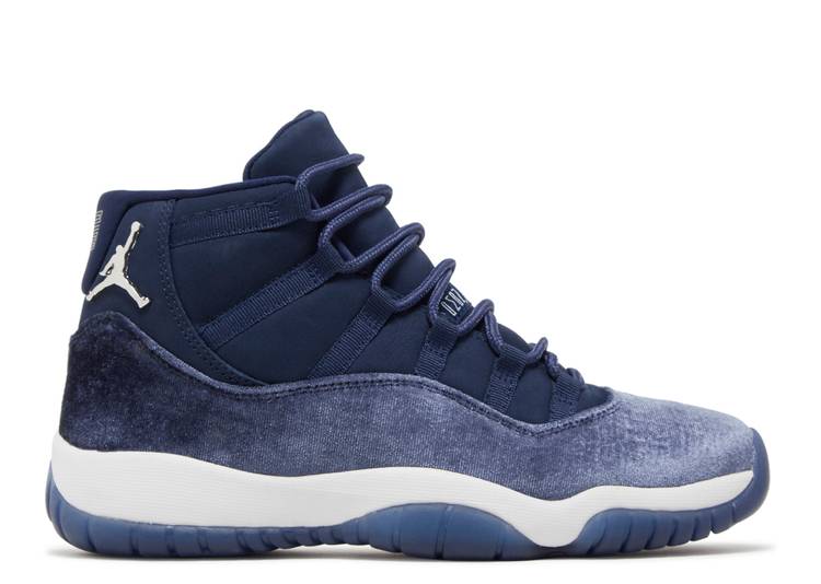 Jordan 11 Retro Midnight Navy (W) (WORN)