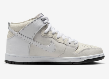 Nike SB Dunk High x Antihero