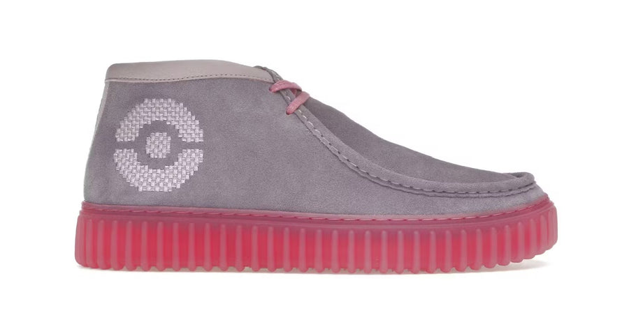 Clarks Torhill Explore Pokémon Mewtwo