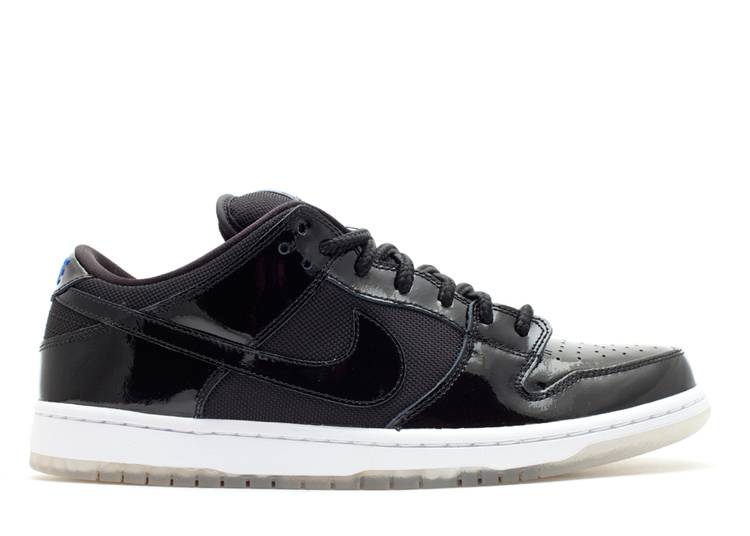 Nike SB Dunk Low Space Jam