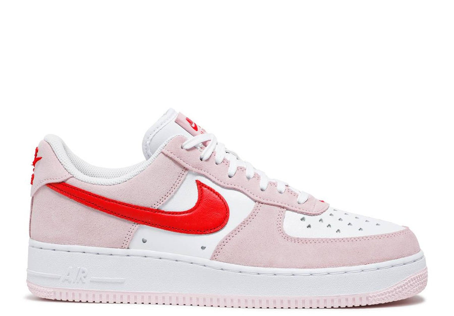 Nike Air Force 1 07 QS Valentine's Day Love Letter