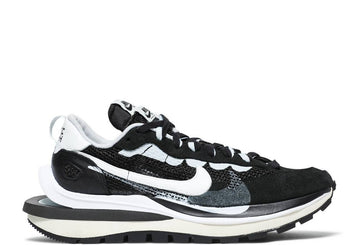 Nike Vaporwaffle sacai Black White