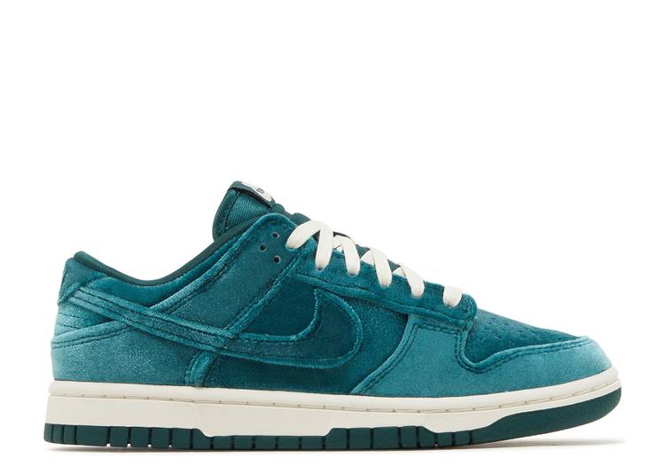 Nike Dunk Low Velvet Teal (W)