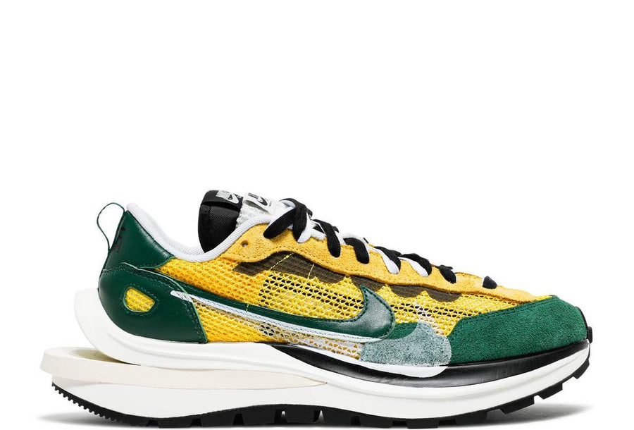 Nike Vaporwaffle sacai Tour Yellow Stadium Green